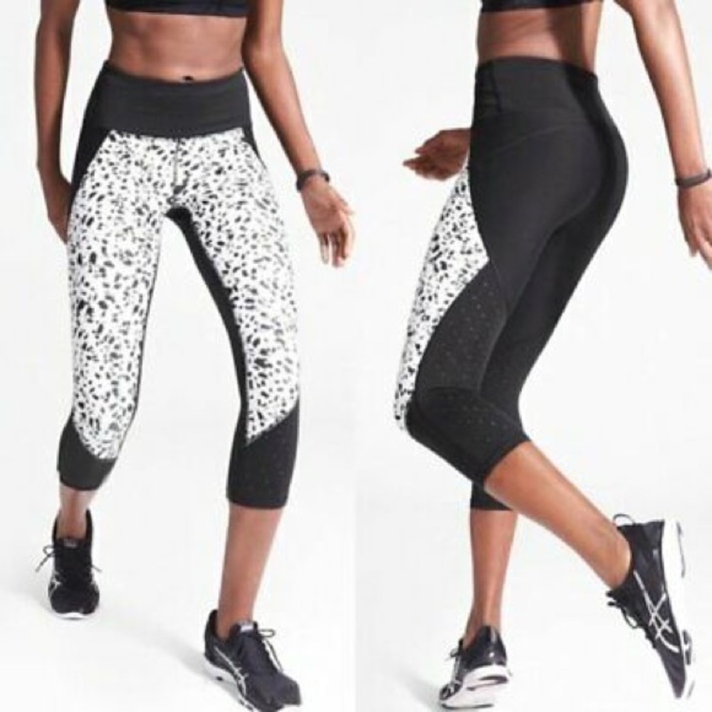 Athleta Trucool Sculptek Stealth Crop Leggings Animal Print M - Picture 15 of 15